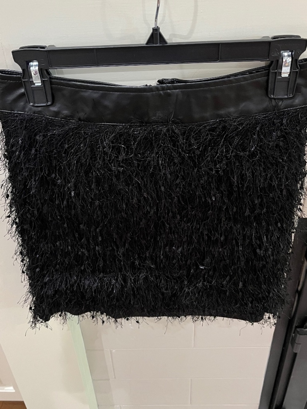 TCEC skirt with fringe size small